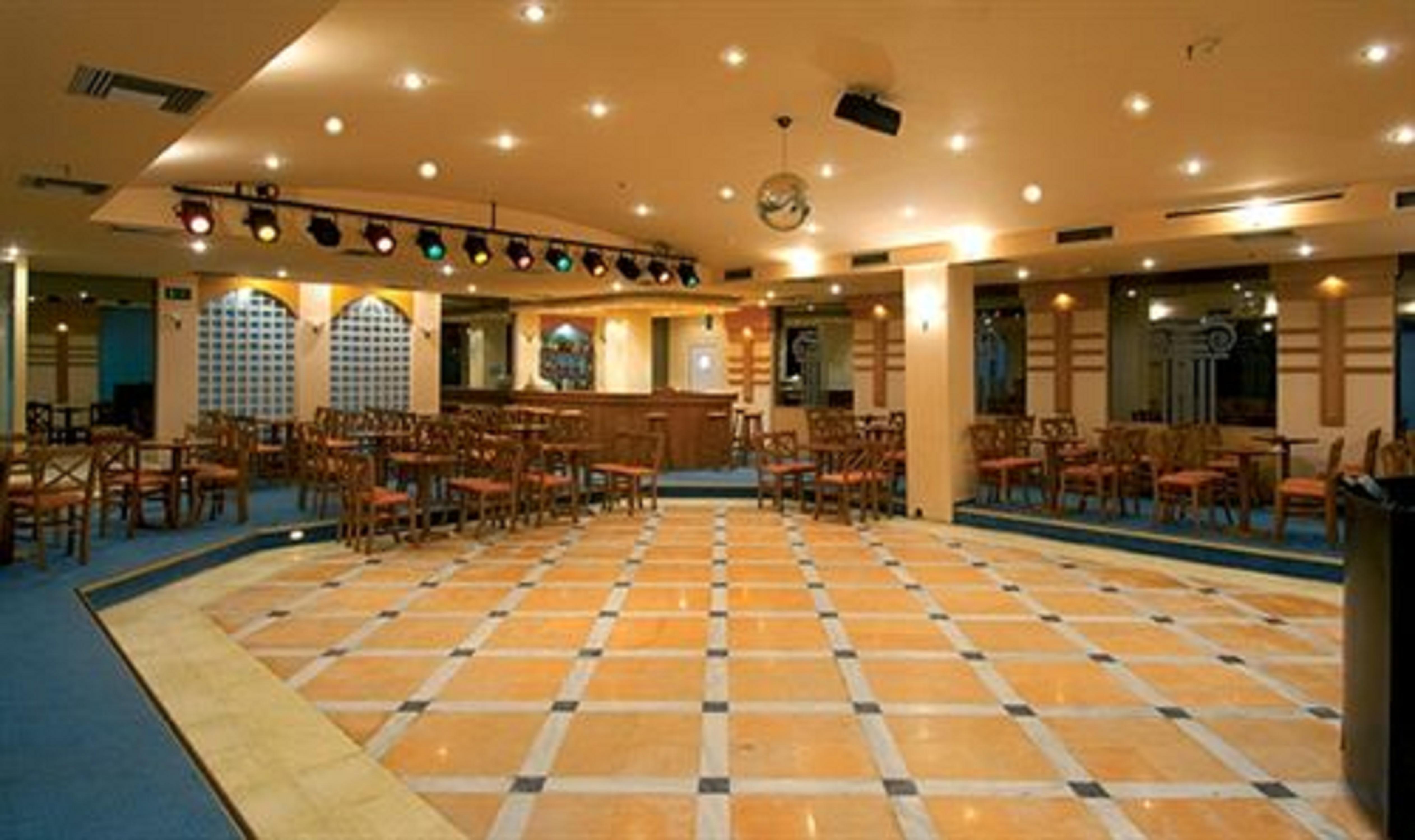 Rethymno Mare & Water Park Hotel Skaleta Exterior photo