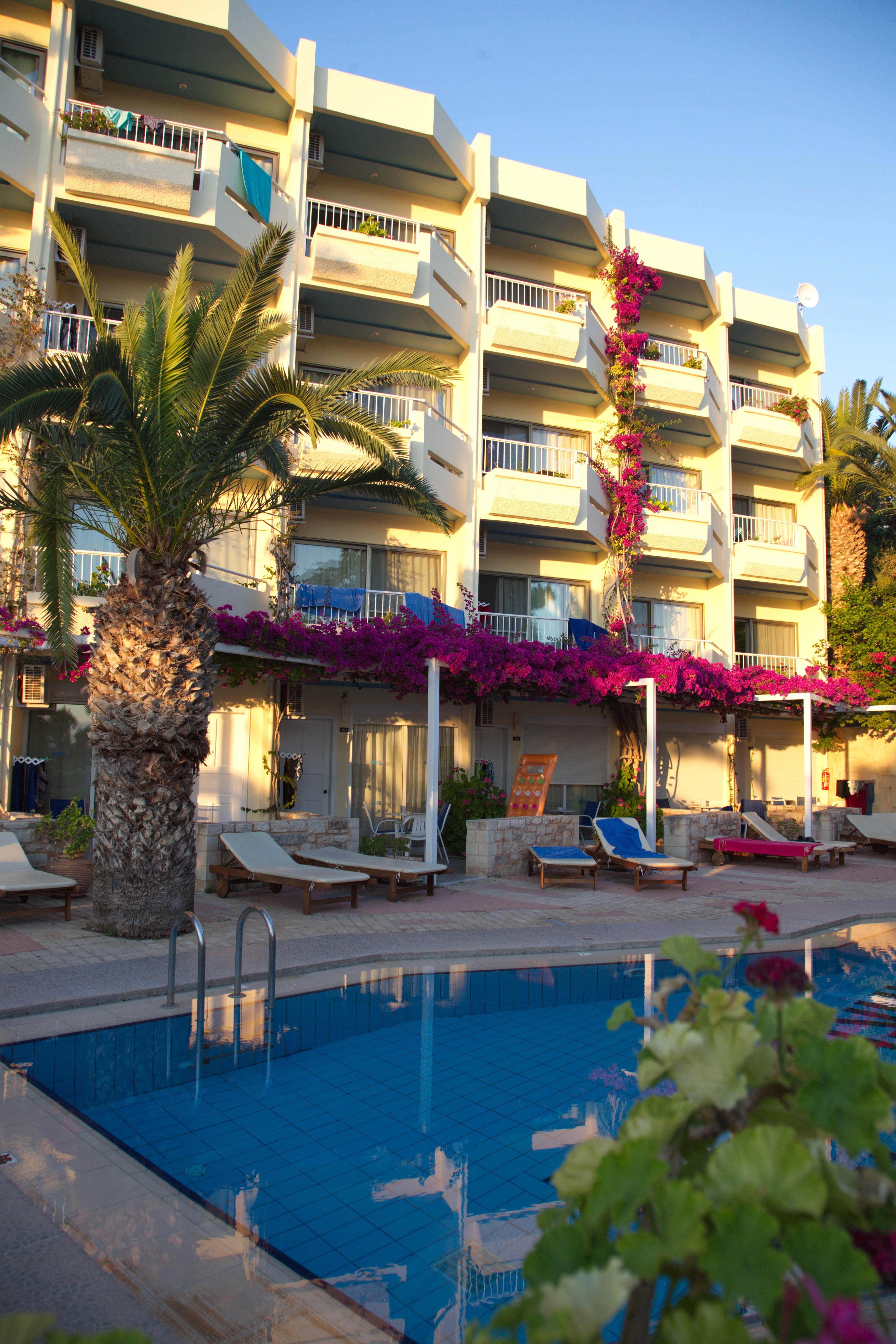 Rethymno Mare & Water Park Hotel Skaleta Exterior photo