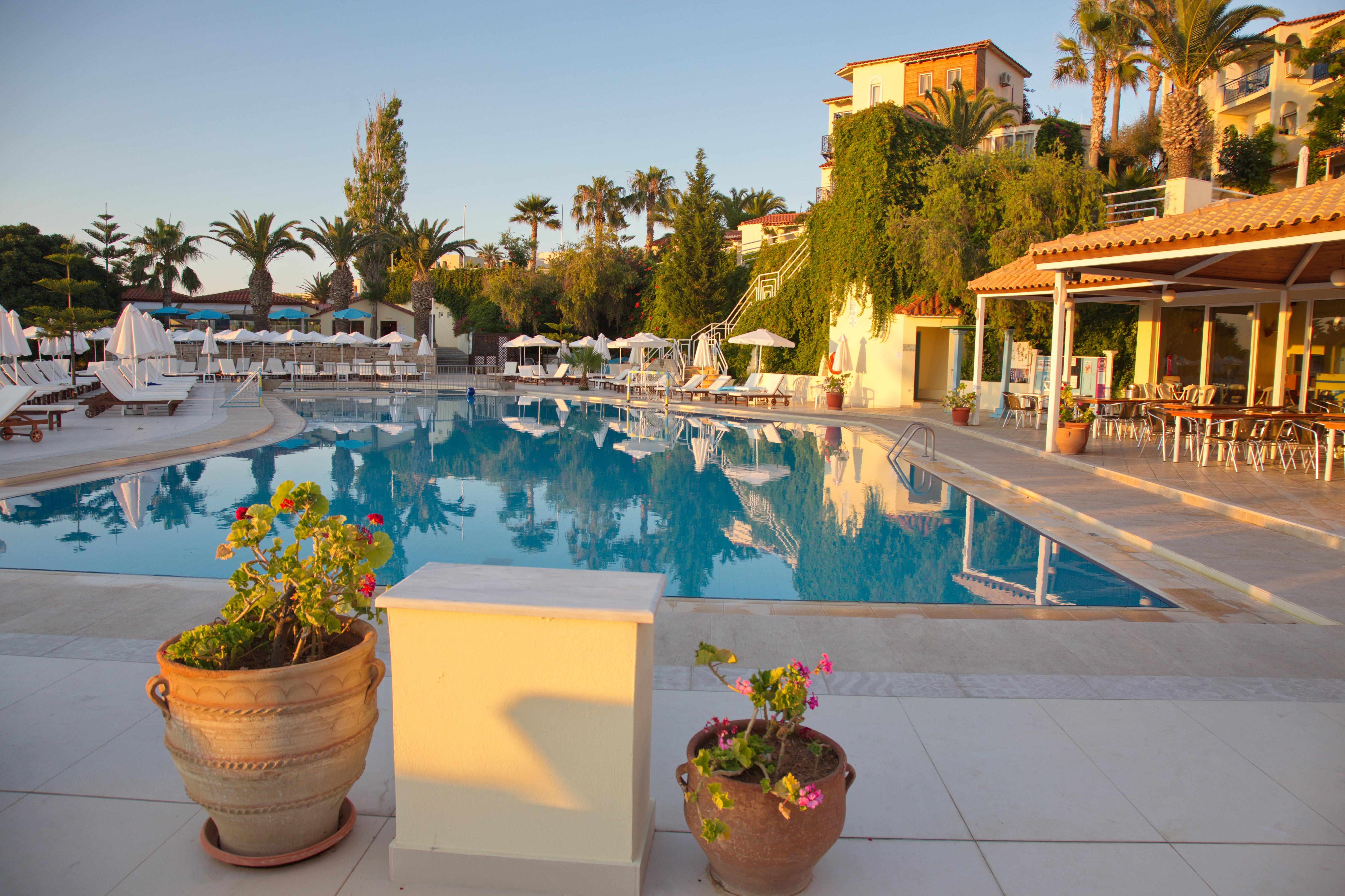 Rethymno Mare & Water Park Hotel Skaleta Exterior photo